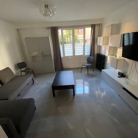 Superbe Appartement Vanves T3 Avec Parking Buitenkant foto